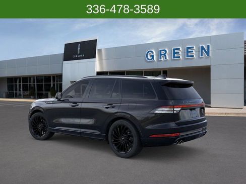 New 2026 Lincoln Aviator Reserve w/ Jet Appearance Package RWD image 4