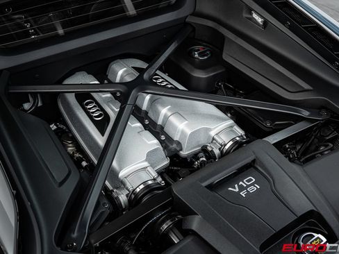 Used 2022 Audi R8 V10 performance RWD image 18