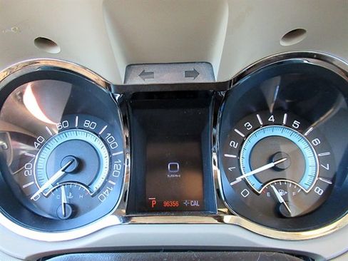 Used 2011 Buick LaCrosse CXS FWD image 22