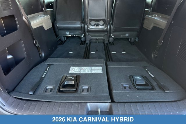 Used 2026 Kia Carnival LXS FWD image 18