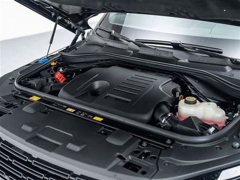 New 2026 Land Rover Range Rover Sport Dynamic SE image 10