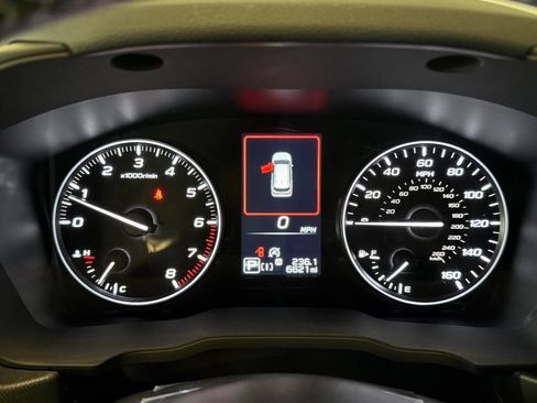 Used 2025 Subaru Forester Premium AWD/4WD image 11