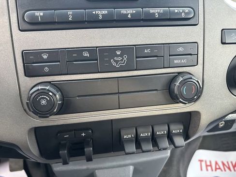 Used 2013 Ford F350 XLT w/ XLT Premium Pkg image 17