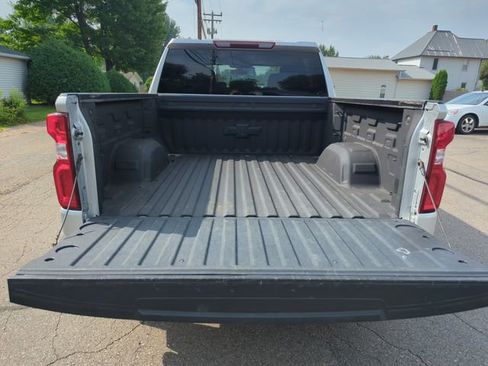 Used 2021 Chevrolet Silverado 1500 RST AWD/4WD image 28