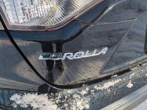 Used 2023 Toyota Corolla LE image 31