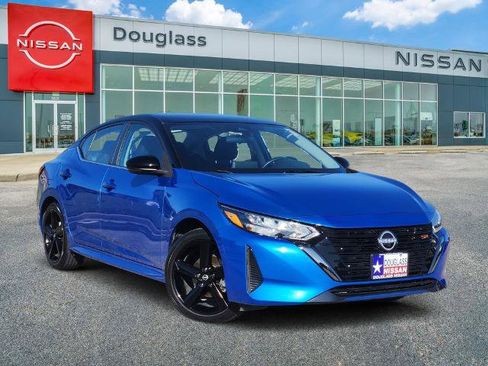 Certified 2024 Nissan Sentra SR FWD image 1