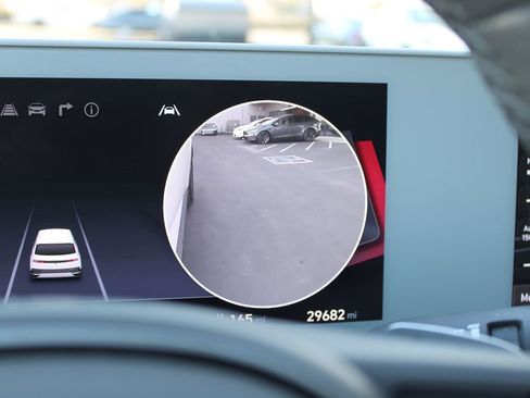 Used 2024 Hyundai Ioniq 5 Limited image 22