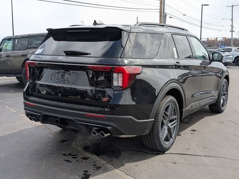 New 2026 Ford Explorer ST AWD/4WD image 4