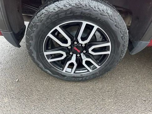 Used 2019 GMC Sierra 1500 AT4 w/ AT4 Premium Package AWD/4WD image 14
