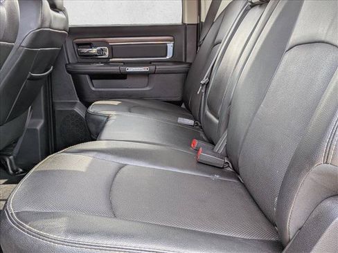Used 2014 RAM 1500 Laramie w/ Convenience Group AWD/4WD image 17