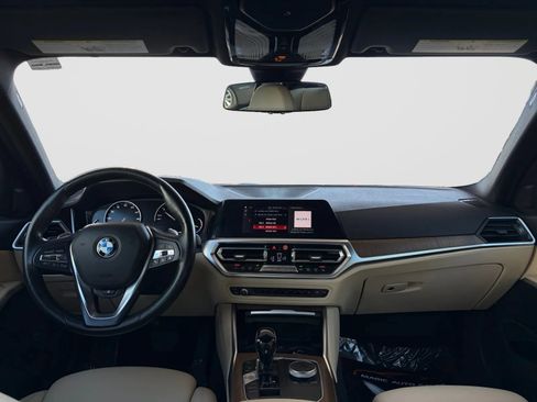 Used 2019 BMW 330i xDrive Sedan w/ Driving Assistance Package AWD/4WD image 22