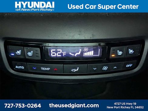 Used 2023 Hyundai Palisade Calligraphy image 22