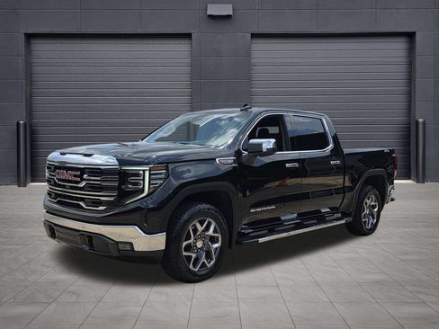 Used 2026 GMC Sierra 1500 SLT w/ SLT Premium Plus Package AWD/4WD image 1