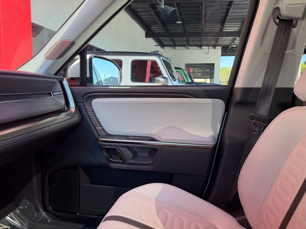 Used 2023 Rivian R1S Adventure Quad AWD/4WD image 31