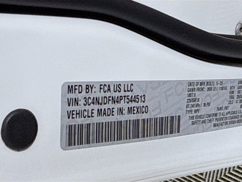 Used 2023 Jeep Compass Latitude w/ Sun and Sound Group image 32