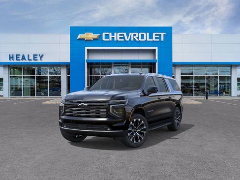 New 2025 Chevrolet Suburban High Country image 32