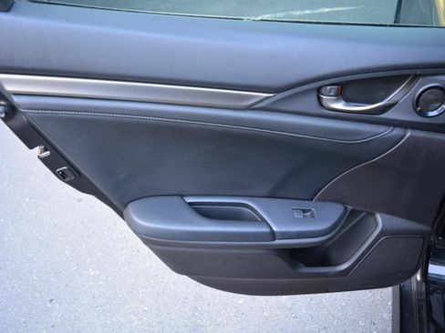 Used 2019 Honda Civic EX-L image 11