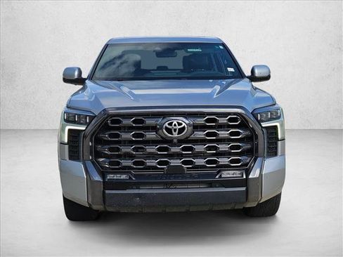 Used 2023 Toyota Tundra Platinum AWD/4WD image 2