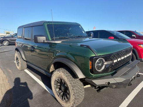 Used 2023 Ford Bronco Black Diamond AWD/4WD image 1