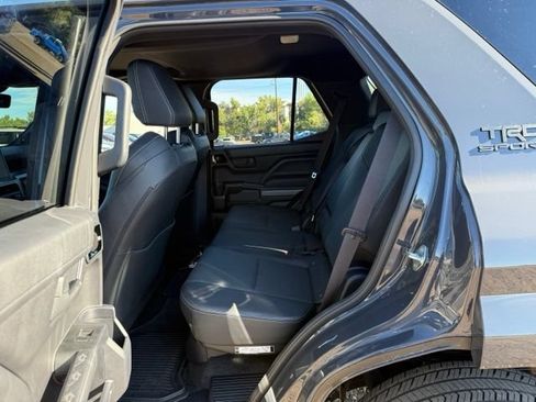 Used 2025 Toyota 4Runner TRD Sport Premium w/ Tow Technology Package AWD/4WD image 13