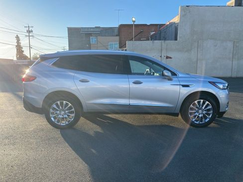 Used 2021 Buick Enclave Premium w/ Sun and Sites Package image 5