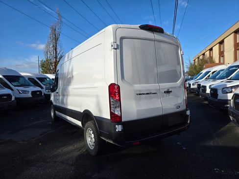 New 2026 Ford Transit 250 148 Medium Roof image 7