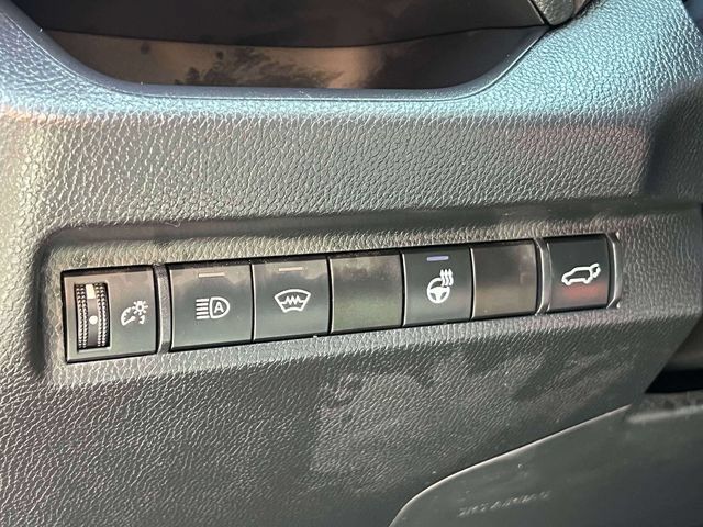 Certified 2023 Toyota RAV4 XLE Premium AWD/4WD image 23