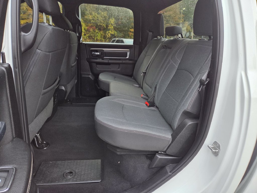 Used 2022 RAM 1500 Warlock AWD/4WD image 19