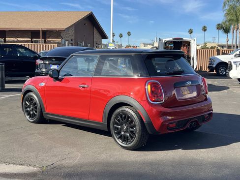 Used 2015 MINI Cooper S image 3