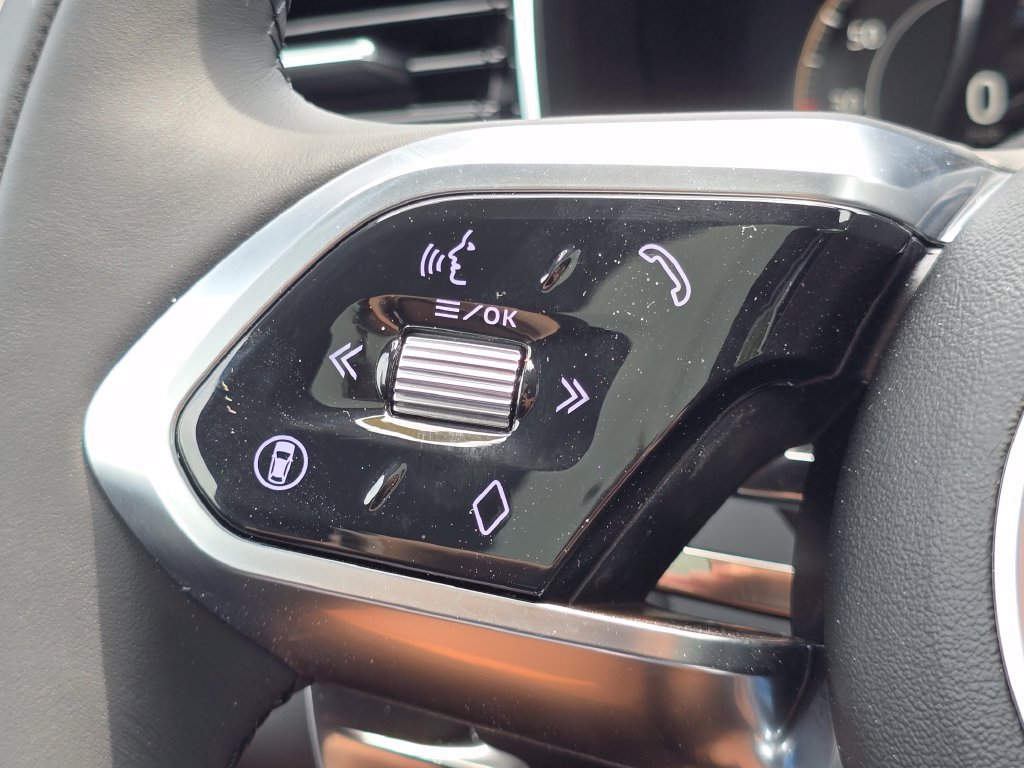 New 2026 Jaguar F-PACE R-Dynamic S AWD/4WD image 16