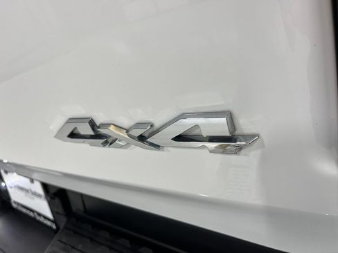 Used 2020 RAM 1500 Big Horn AWD/4WD image 42