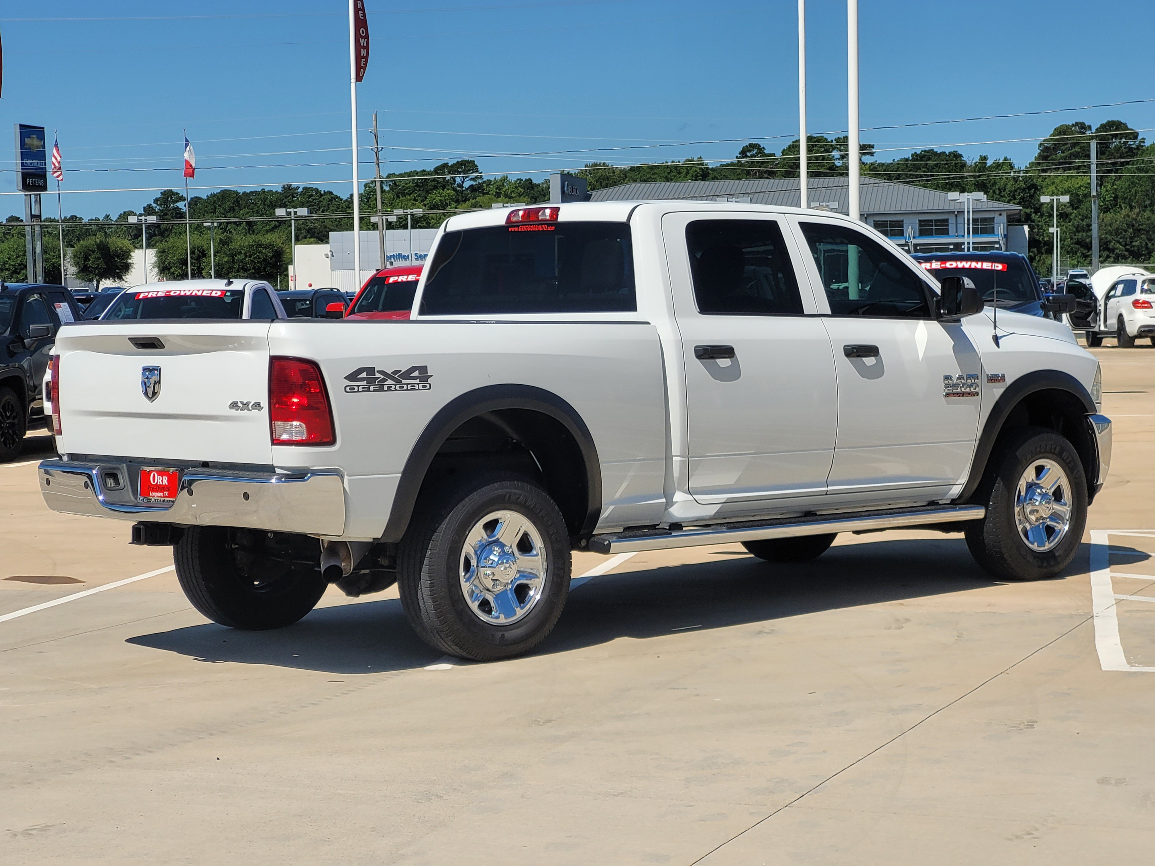 Used 2018 RAM 2500 Tradesman w/ Chrome Appearance Group AWD/4WD image 4