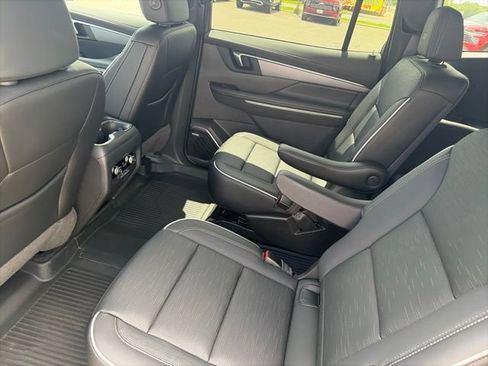 New 2026 Buick Enclave Sport Touring w/ LPO, Floor Liner Package AWD/4WD image 11