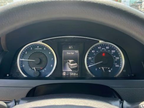 Used 2016 Toyota Camry LE FWD image 14