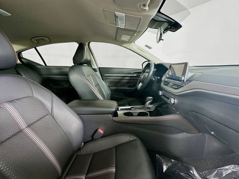 Certified 2023 Nissan Altima 2.5 SR FWD image 26