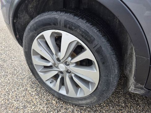 Used 2019 Buick Encore Preferred w/ Safety Package AWD/4WD image 10