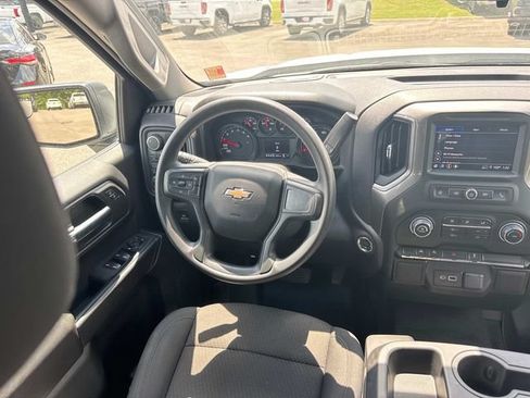 Used 2026 Chevrolet Silverado 1500 W/T w/ WT Value Package AWD/4WD image 16