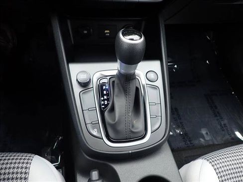 Used 2022 Hyundai Kona SE AWD/4WD image 20