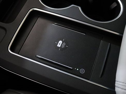 Certified 2025 Acura MDX w/ Technology Package image 24