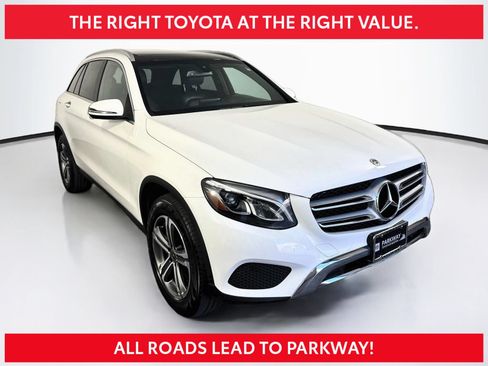 Used 2019 Mercedes-Benz GLC 300 4MATIC image 1