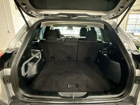 Used 2016 Jeep Cherokee Latitude image 22