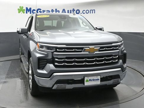 Used 2023 Chevrolet Silverado 1500 LTZ AWD/4WD image 4