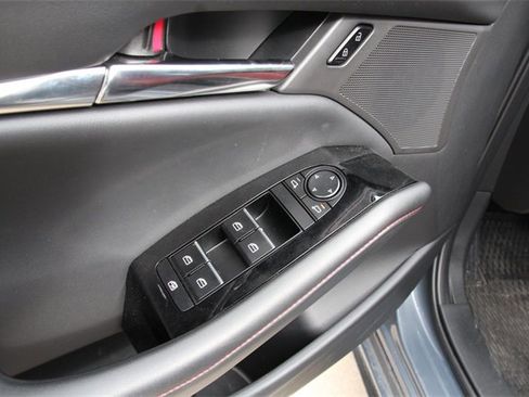 Used 2025 MAZDA MAZDA3 Carbon image 13