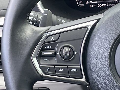 Used 2026 Acura MDX w/ Technology Package image 12