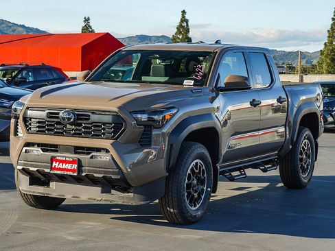 New 2026 Toyota Tacoma TRD Off-Road image 3