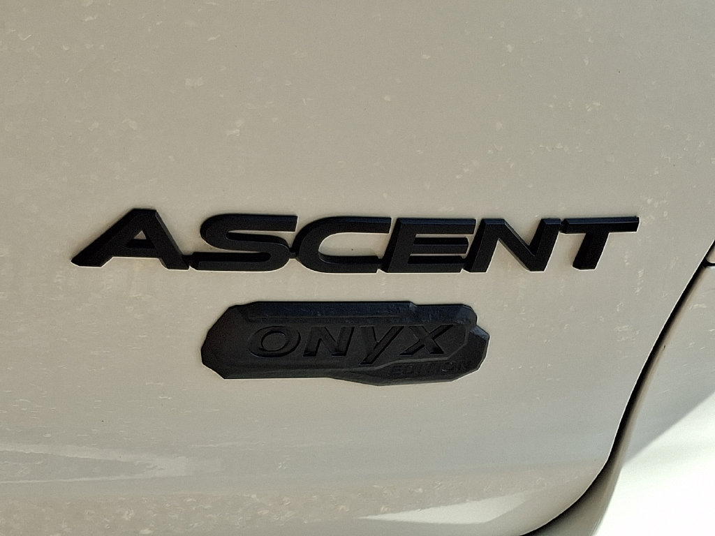 Used 2023 Subaru Ascent Onyx Edition AWD/4WD image 31