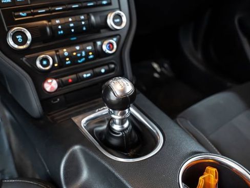 Used 2018 Ford Mustang GT RWD image 26