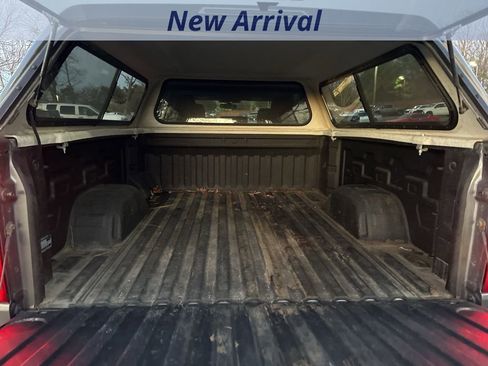 Used 2021 Chevrolet Silverado 1500 LT image 11