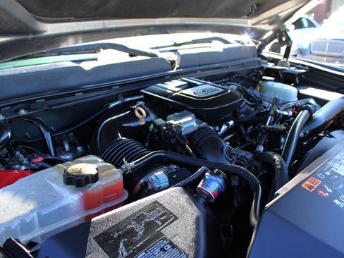 Used 2011 Chevrolet Silverado 2500 LT w/ Interior Plus Package image 36