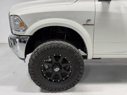 Used 2016 RAM 3500 Laramie image 10